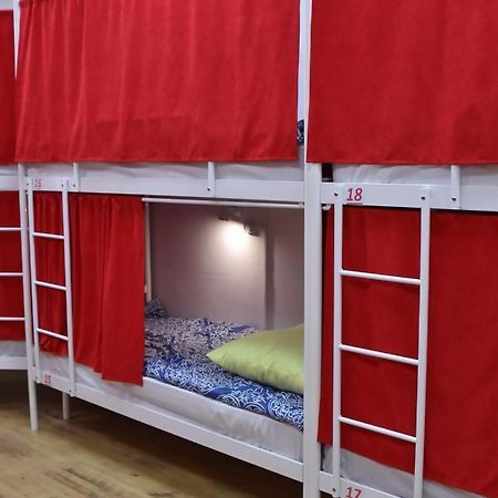 Hostel 777 Darnitsa Kiev Eksteriør bilde