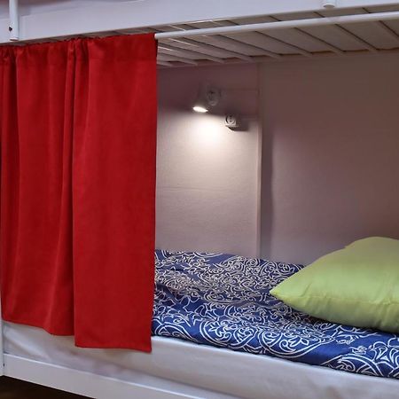 Hostel 777 Darnitsa Kiev Eksteriør bilde
