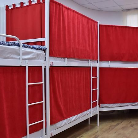 Hostel 777 Darnitsa Kiev Eksteriør bilde